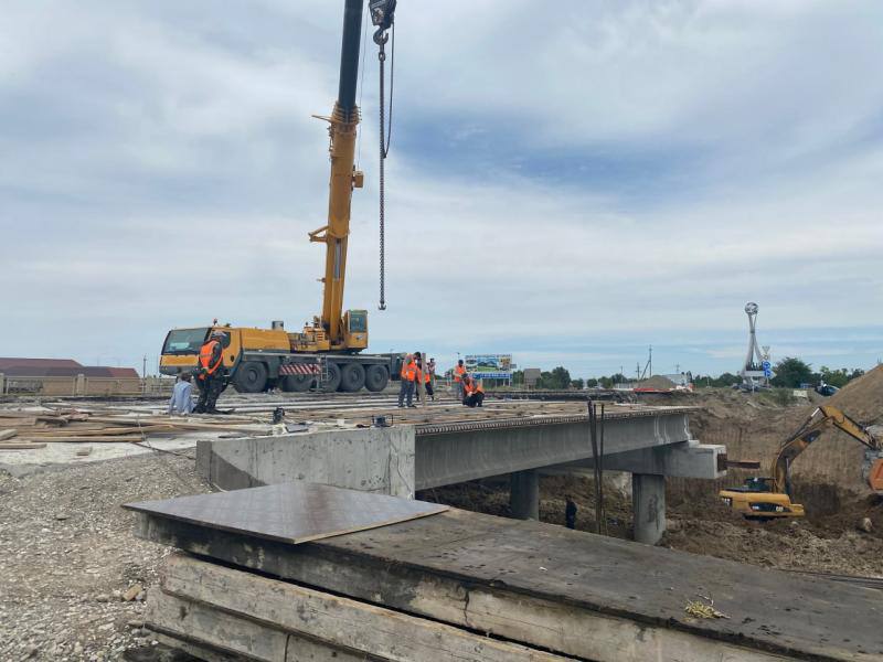 Ведется капитальный ремонт моста через реку Джалка