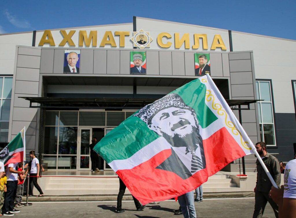 В чеченском городе Ойсхар открыли модульный спортивный зал