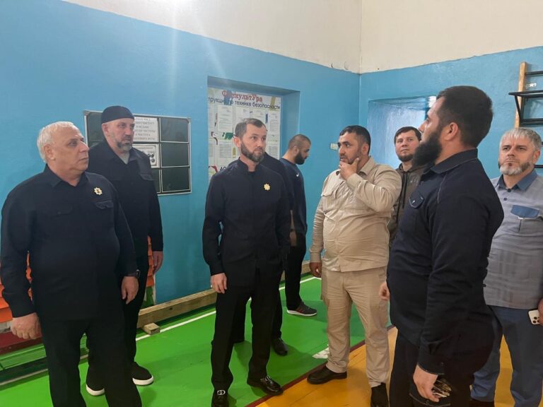 Хож-Бауди Дааев проверил готовность школ Гудермесского района к учебному году