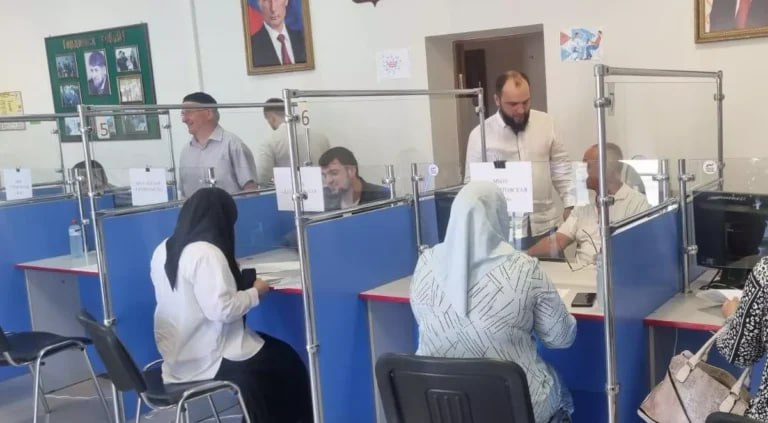 В Курчалоевском районе Чечни организовали ярмарку вакансий