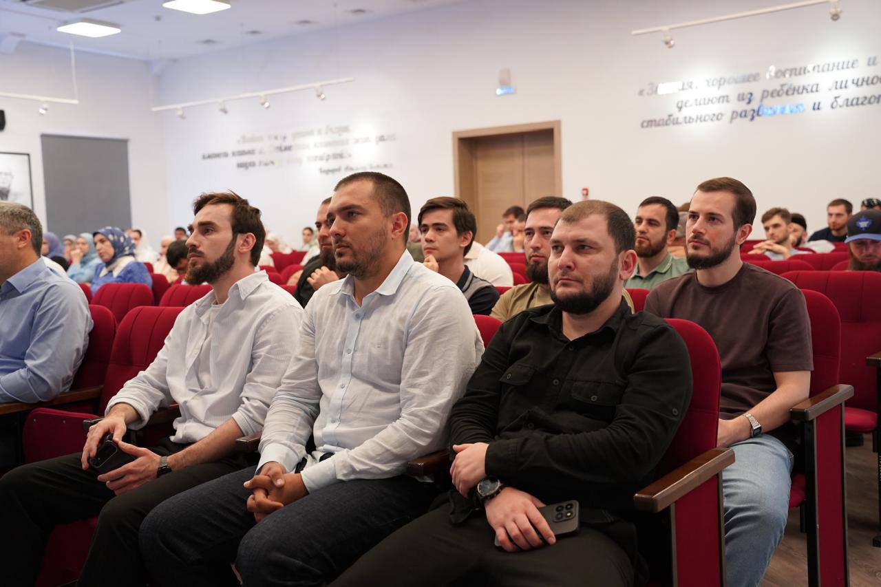 В Грозном прошел семинар в рамках образовательного проекта «Лаборатория Госпабликов»