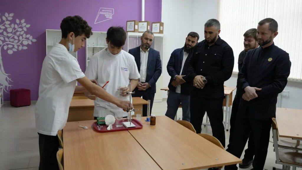 В Грозном открыли детский технопарк «Кванториум»