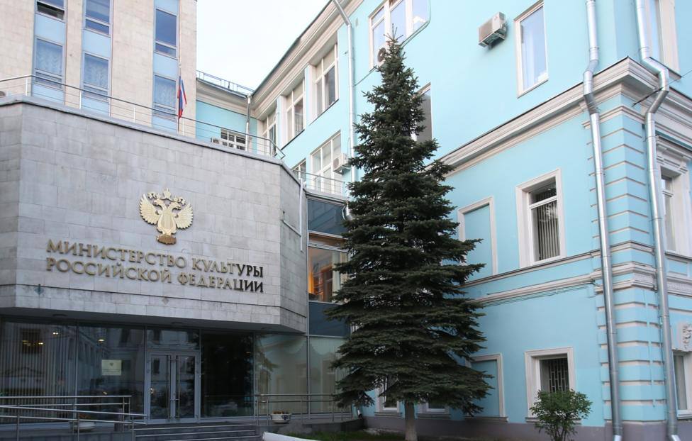Возможности бесплатного посещения участникам СВО и членам их семей мероприятий, реализуемых организациями культуры региона