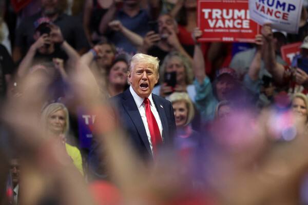 Трамп заручился поддержкой мусульман в Детройте