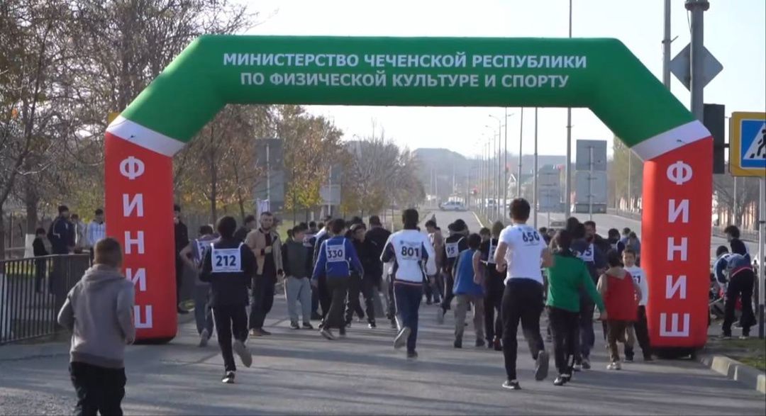 Свыше тысячи человек участвовали в массовом забеге в Ойсхара