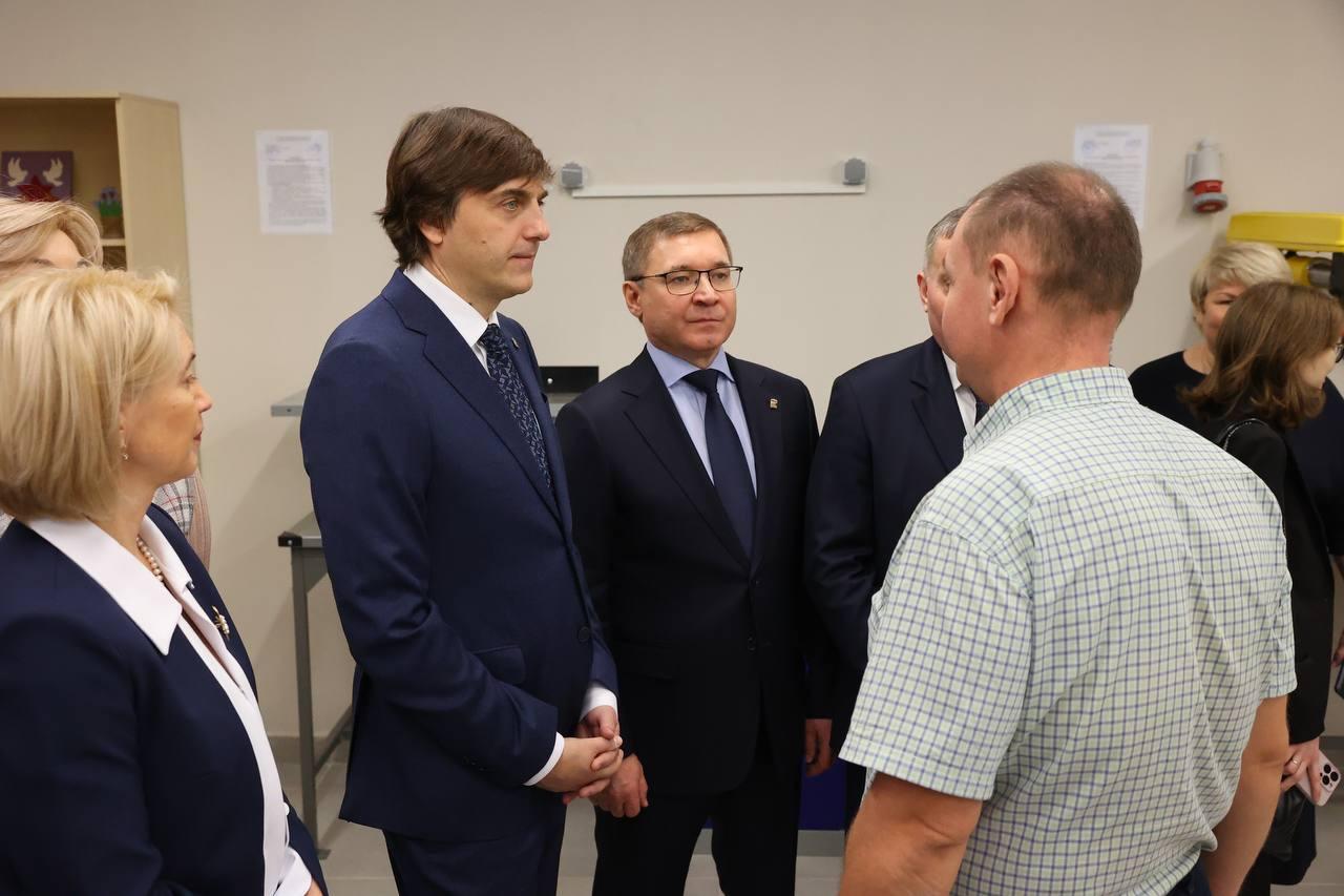 В период с 2025 по 2027 годы в Чечне отремонтируют 42 школы и 16 детских садов