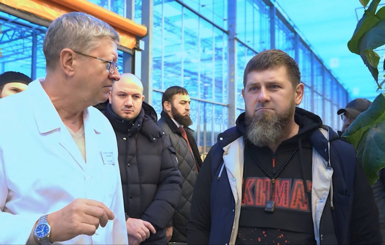 Рамзан Кадыров посетил   тепличный комплекс «ЮгАгроХолдинг»