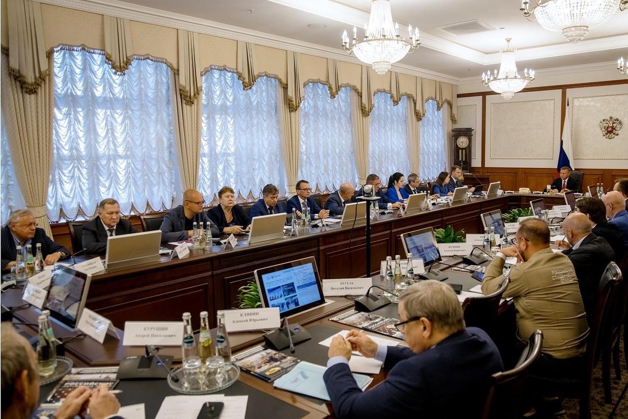 В Минтрансе РФ обсудили вопросы реализации новых национальных проектов с депутатами Госдумы