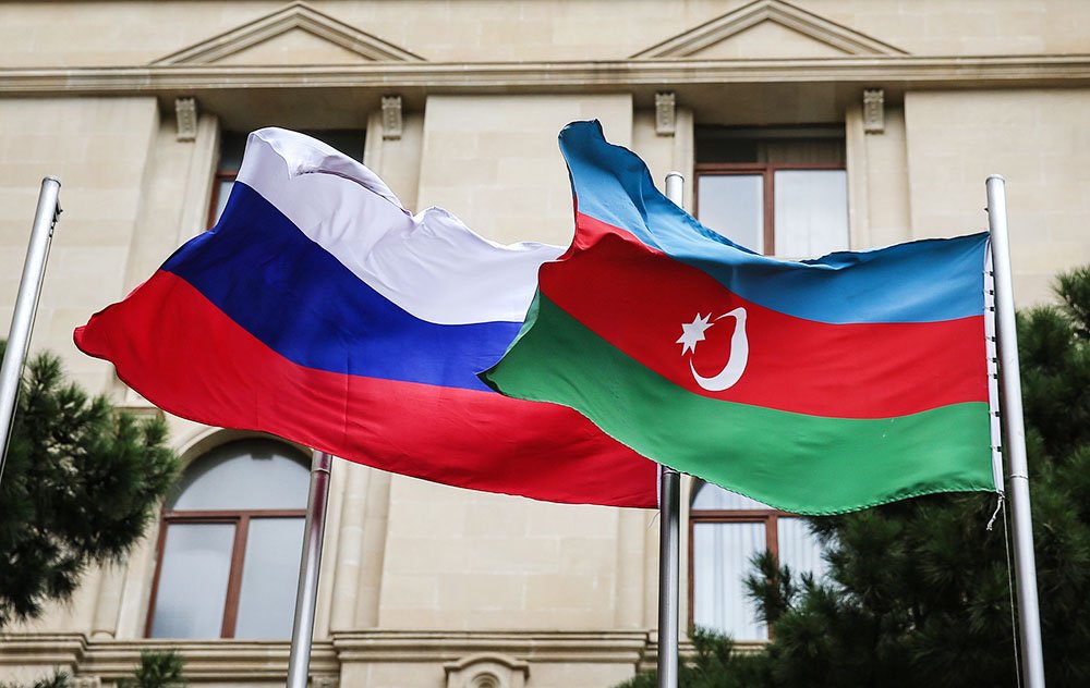 Россия и Азербайджан упростили транзит грузов по коридору «Север-Юг»