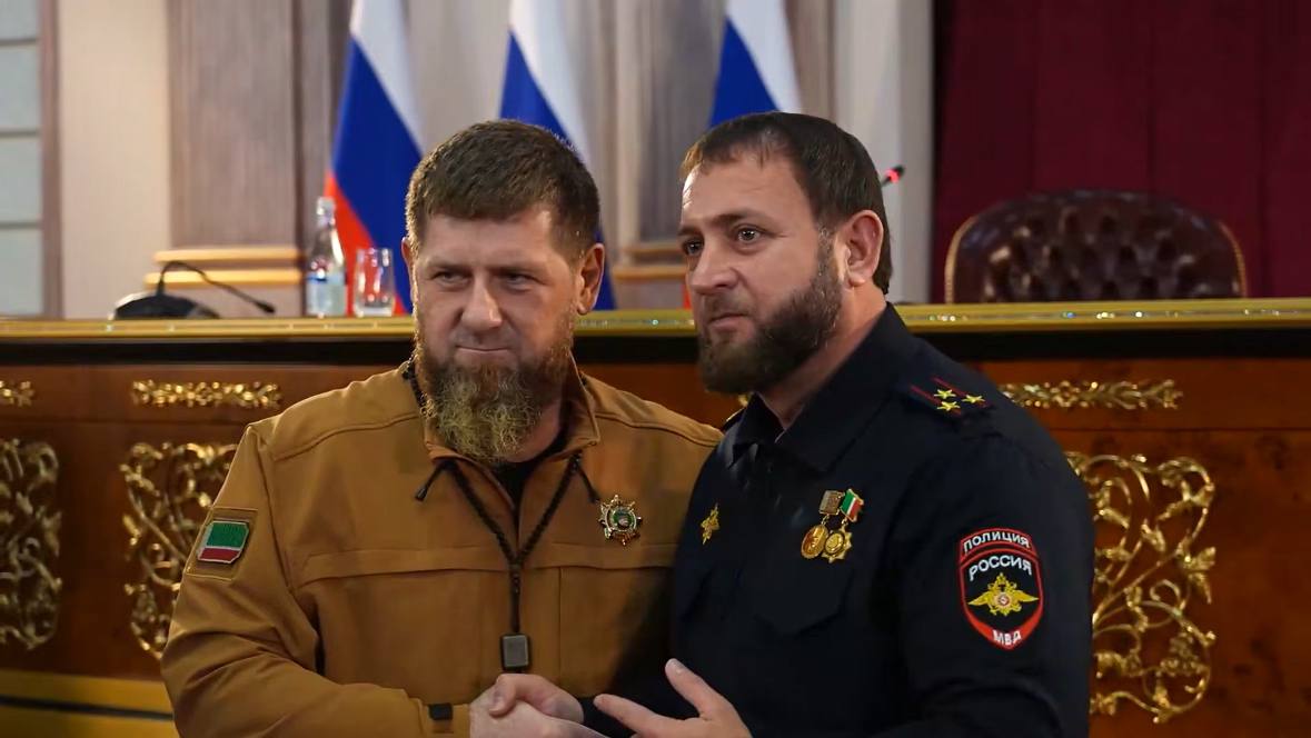 Рамзан Кадыров наградил сотрудников силовых ведомств