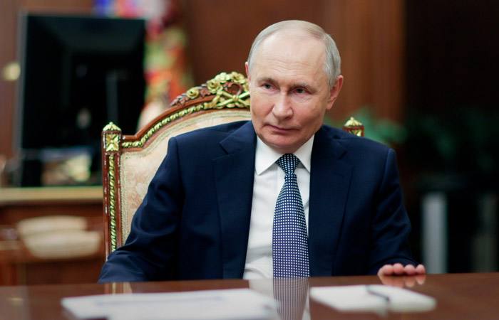 Владимир Путин выразил соболезнования родными и близким Бувайсара Сайтиева