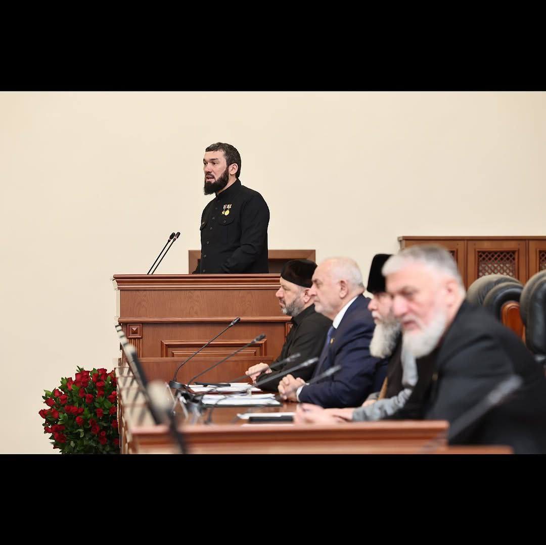 В Парламенте ЧР прошло   торжественное собрание  ко Дню Конституции ЧР