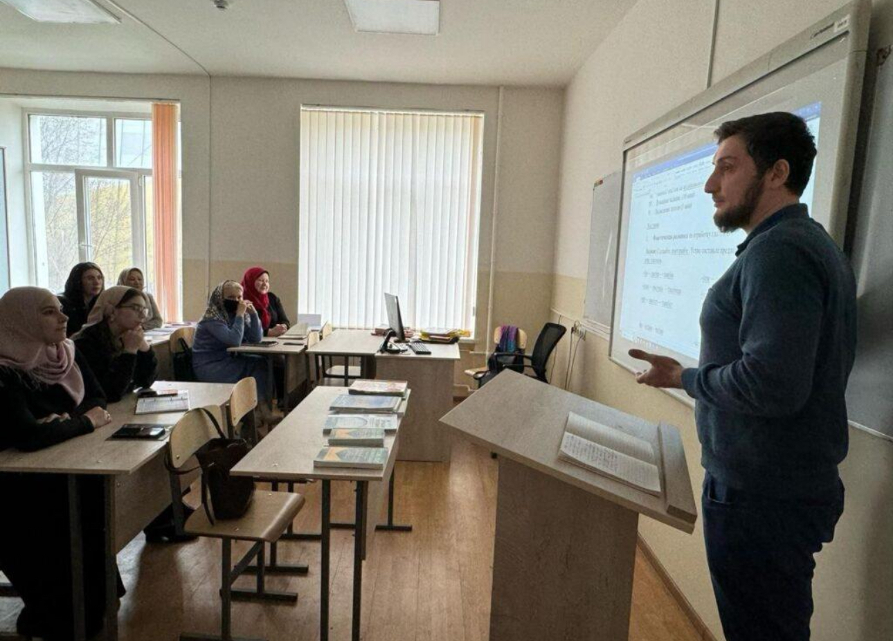 В Грозном стартовали курсы повышения квалификации по русскому языку как иностранному