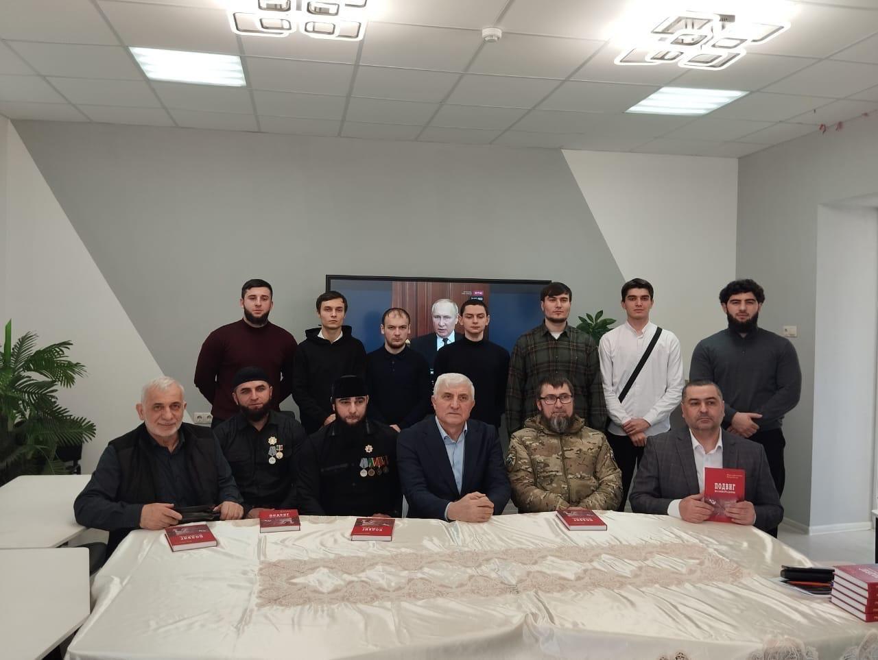 Встреча героев: студенты ЧГПУ пообщались с участниками СВО