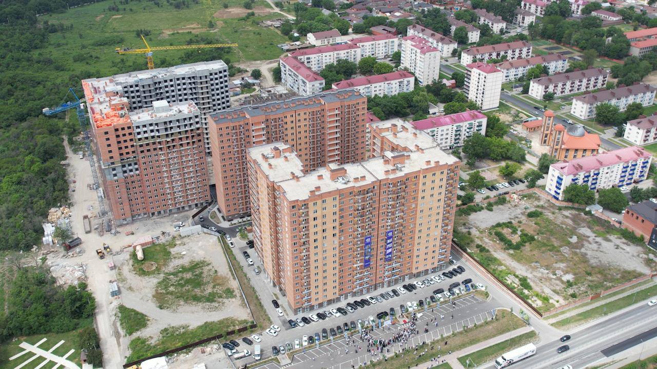 В Грозном открыли 17-этажный многоквартирный дом