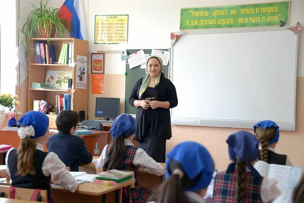 Сумму гранта Главы ЧР для лучших учителей по итогам учебного года поднимут с 4 до 10 миллионов рублей