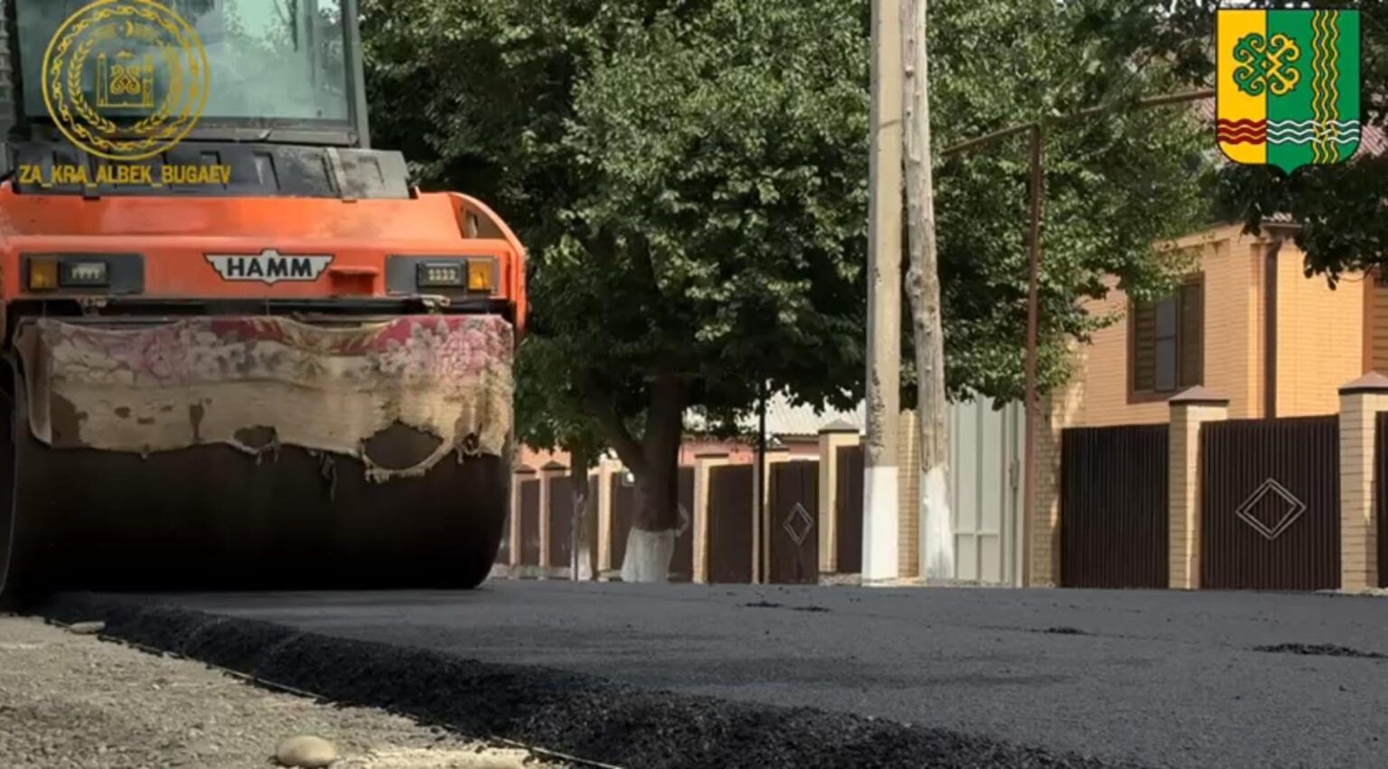 В станице Дубовская благоустраивают подъезд к школе