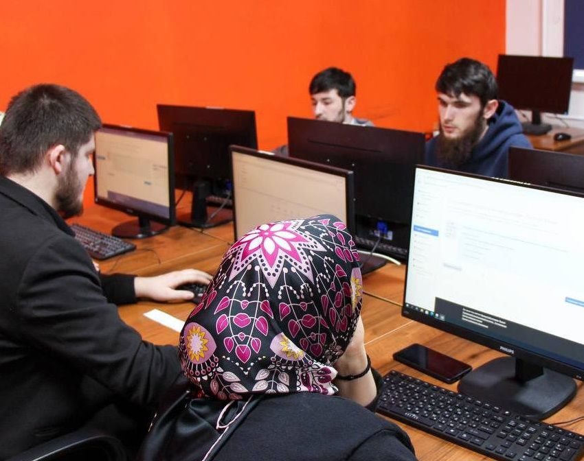Педагоги из Чеченской республики обучились работе с цифровыми платформами