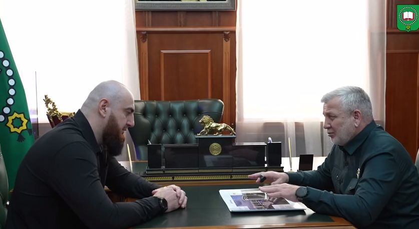 Глава администрации Курчалоевского района стал наставником для участника проекта «Турпалхо — Герои 95»