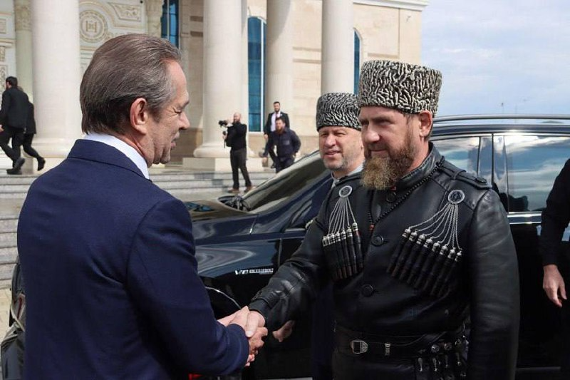 В Грозном отметили день чеченской женщины
