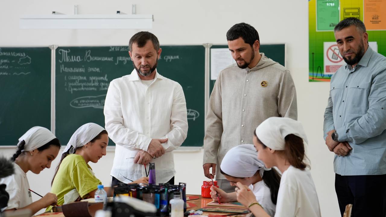 В трех школах Грозного ведется капитальный ремонт