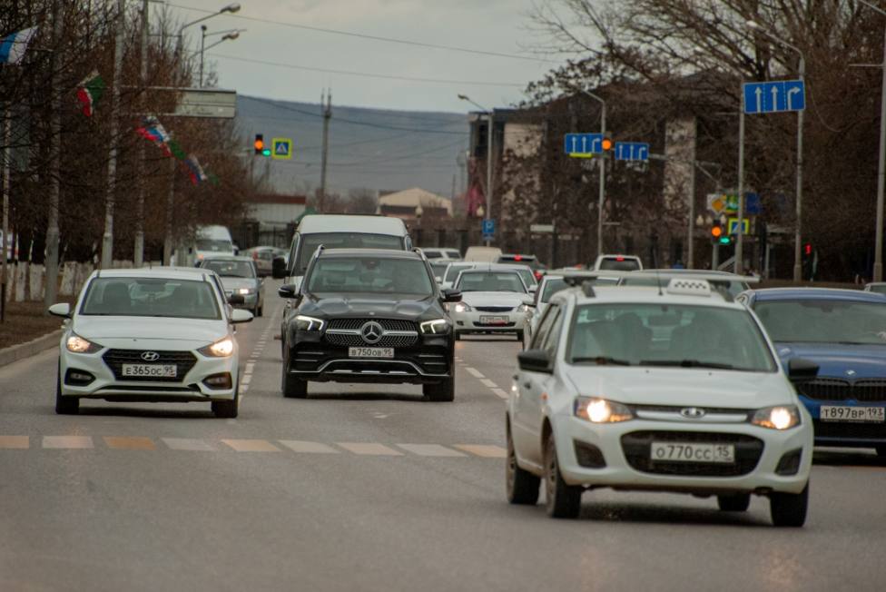 Нарушителей правил парковки в Чеченской Республике ждёт эвакуация