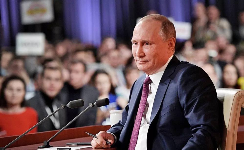 Канал Владимира Путина в МАХ стал первым миллионником в мессенджере