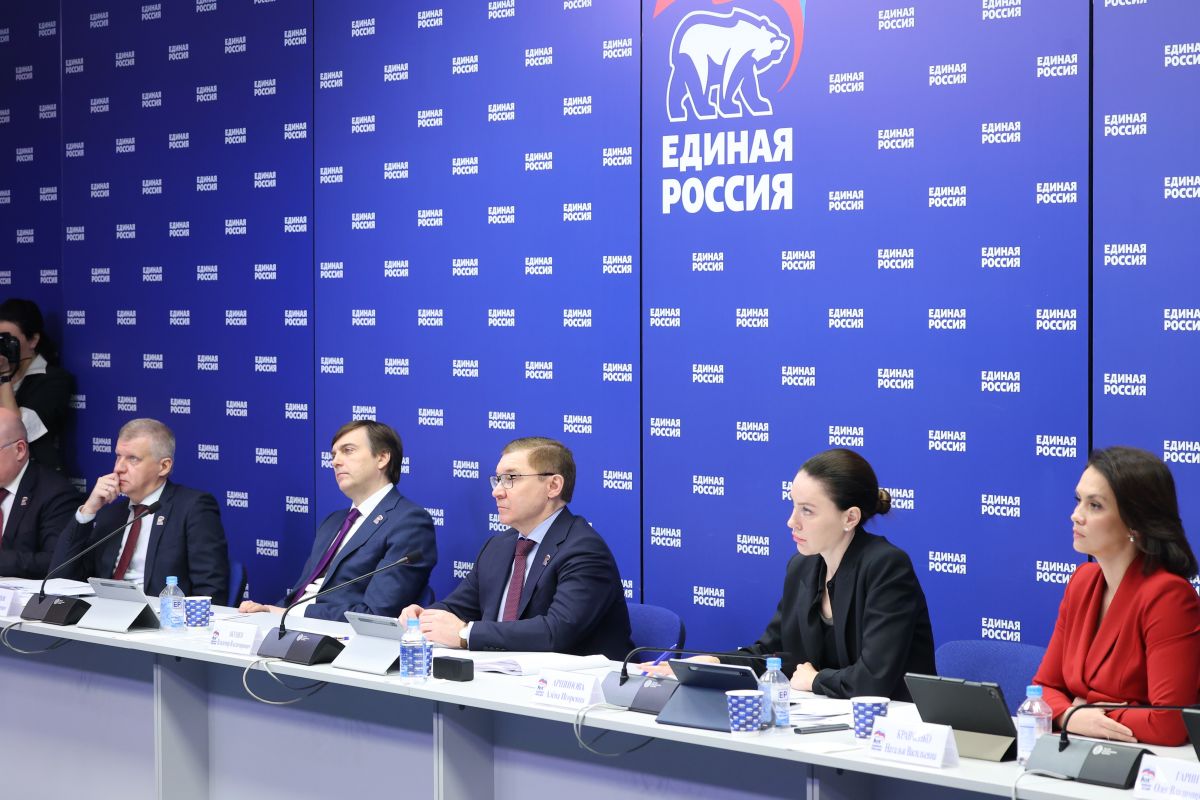 Выполнение Народной программы «Единой России» обеспечило местами в школах 1,1 миллиона учеников по всей стране