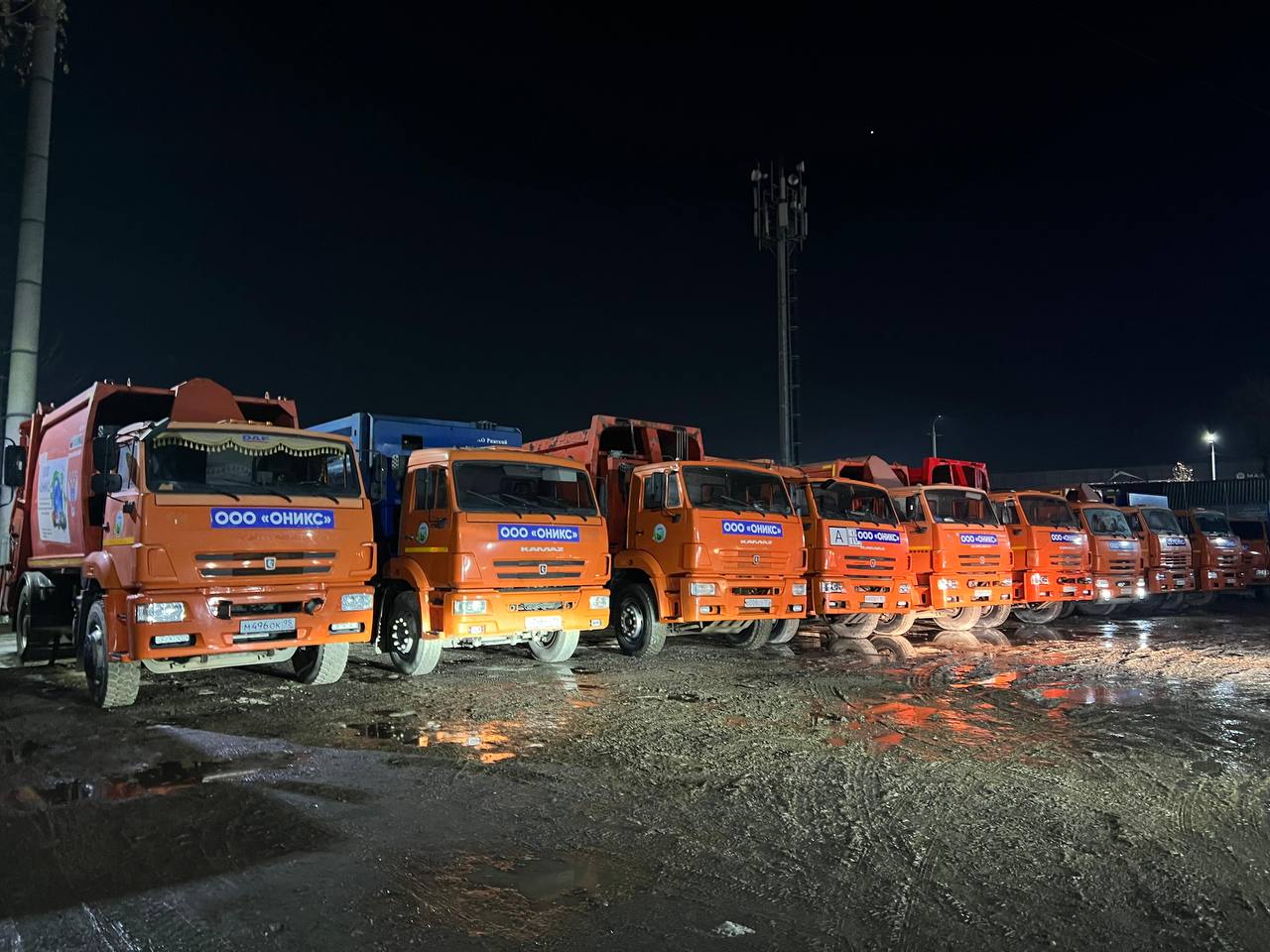 Еще 11 мусоровозов задействует региональный оператор ООО «Оникс»