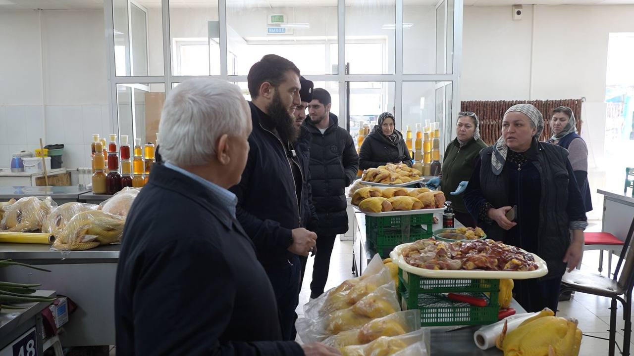 В Грозном проводят рейды по контролю цен на товары продовольствия