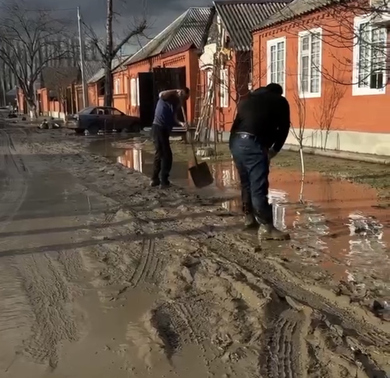 Более 400 домов пострадали в Гудермесе в результате непогоды