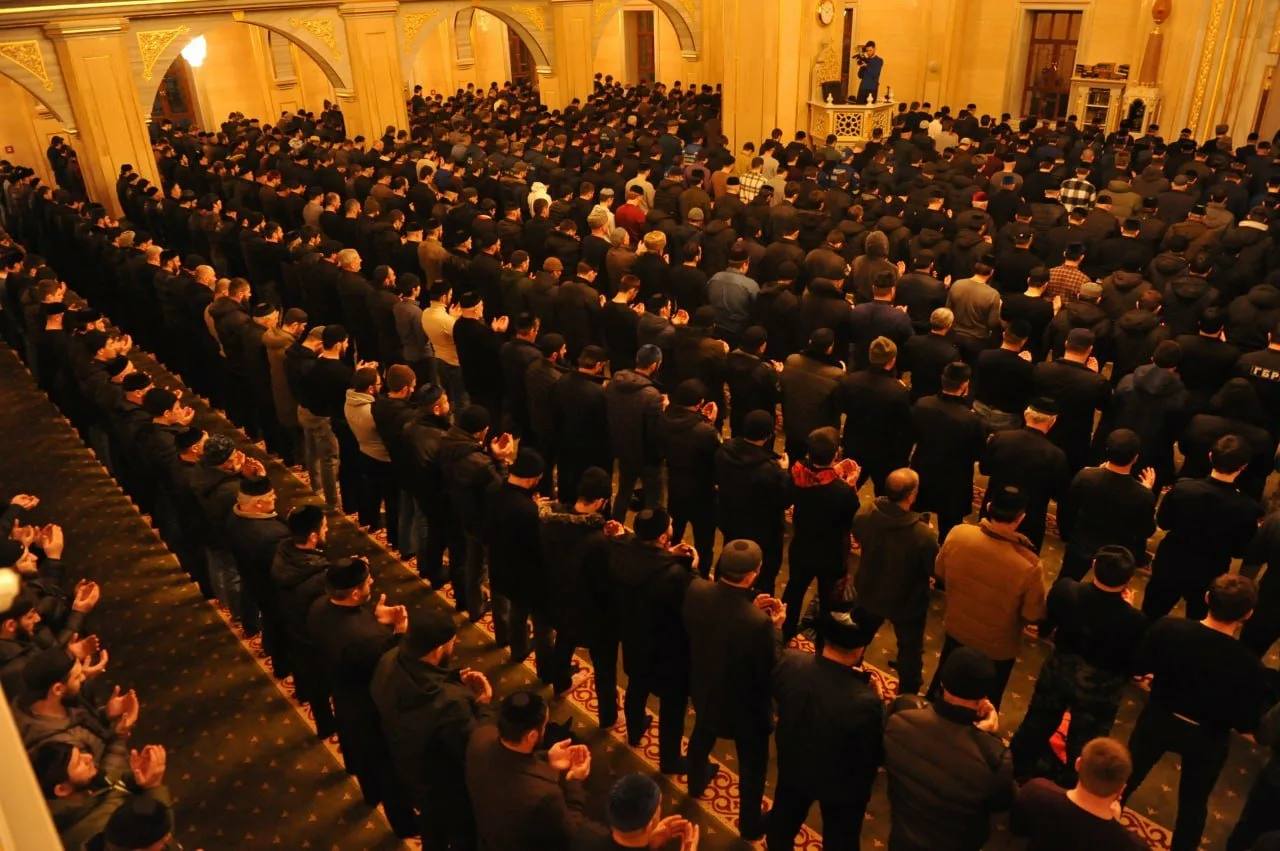 Праздничный намаз Ид аль-фитр в мечетях Чеченской Республики пройдёт 20 марта в 7:00