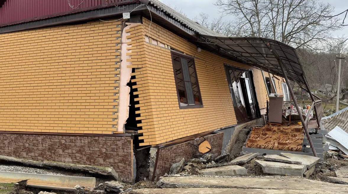 Пострадавшие из-за паводков жители Чеченской Республики получат финансовую помощь
