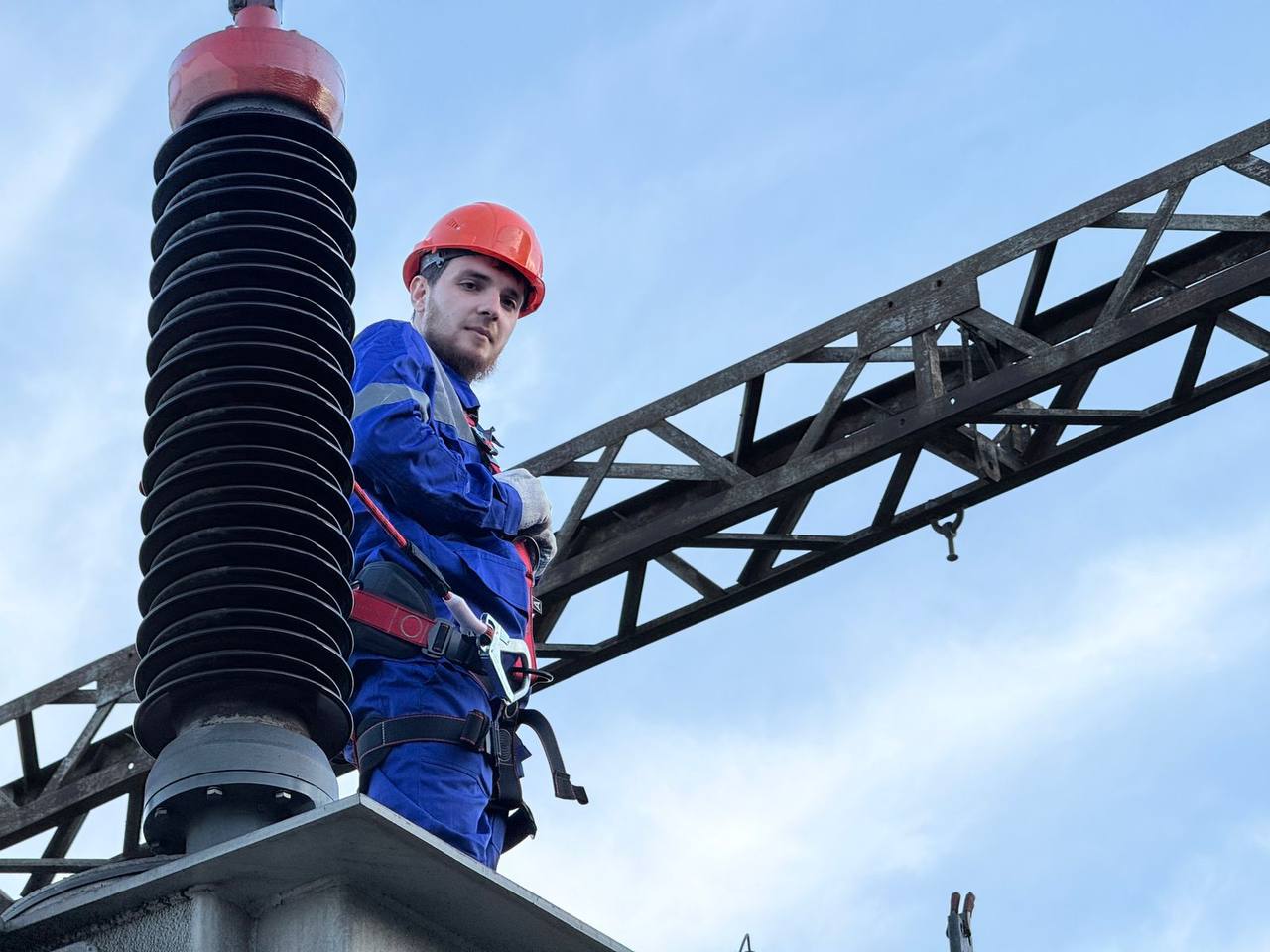 В отдельных районах ЧР восстановлено электроснабжение порядка 70% обесточенных потребителей