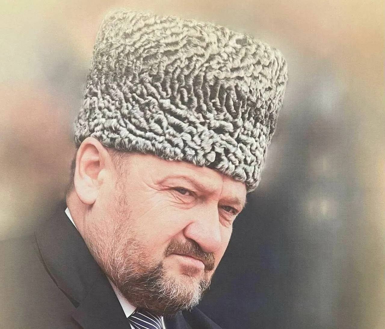 ЦБ выпустит памятную монету к 75-летию Ахмата–Хаджи Кадырова