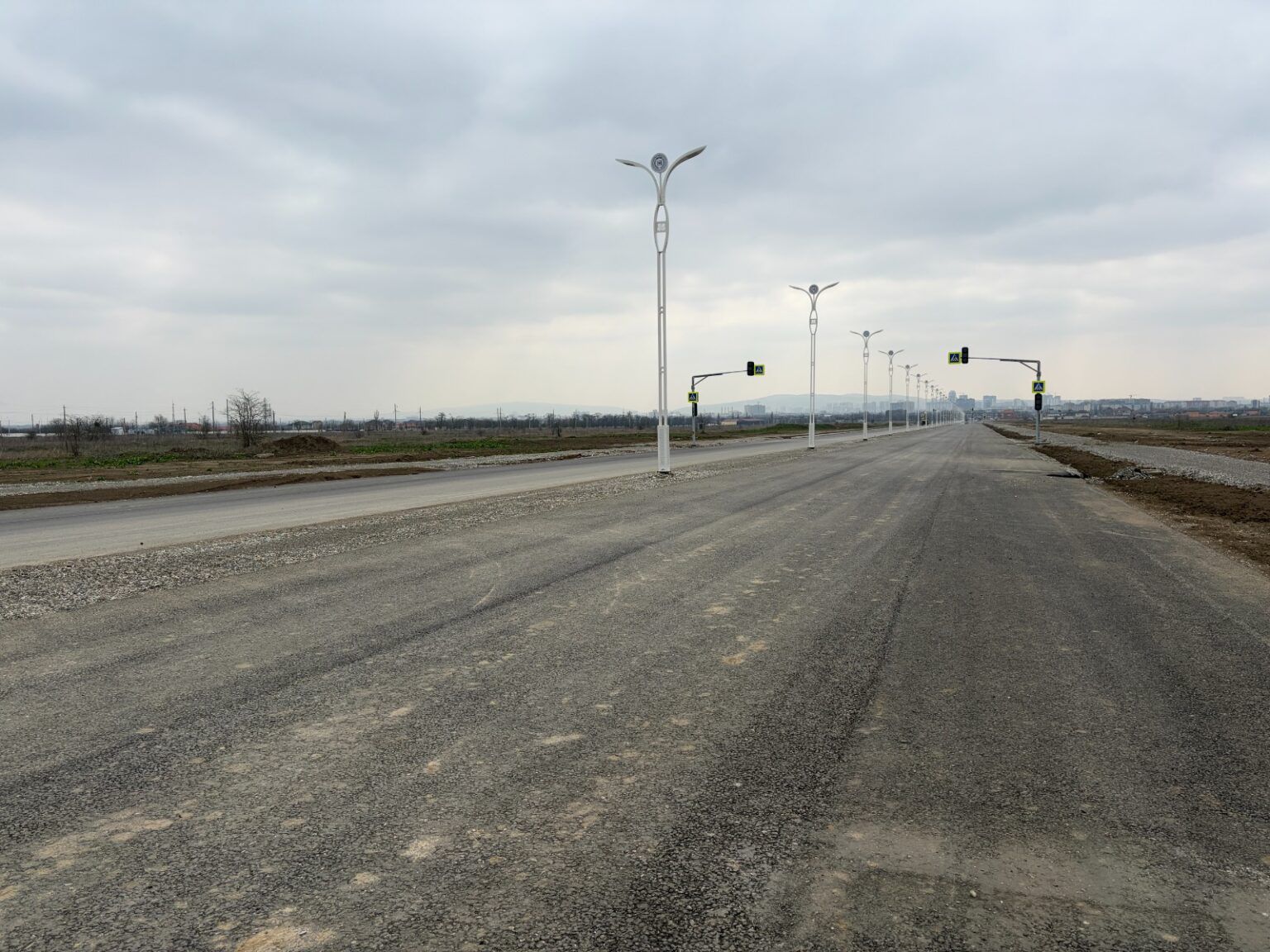 Реконструкцию улицы Аэровокзальной в Грозном завершат летом 2026 года