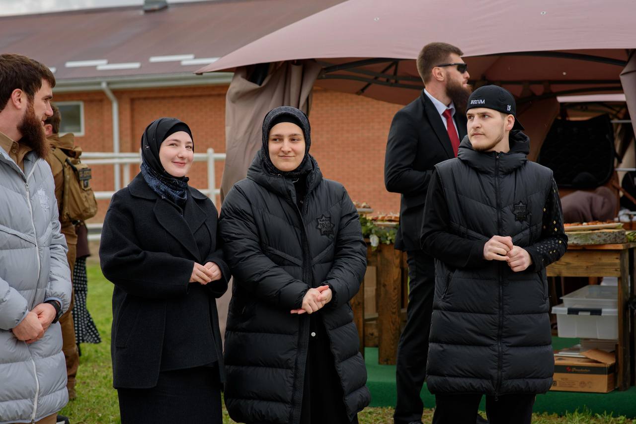 В Грозном открылась школа верховой езды «Сира Дин»