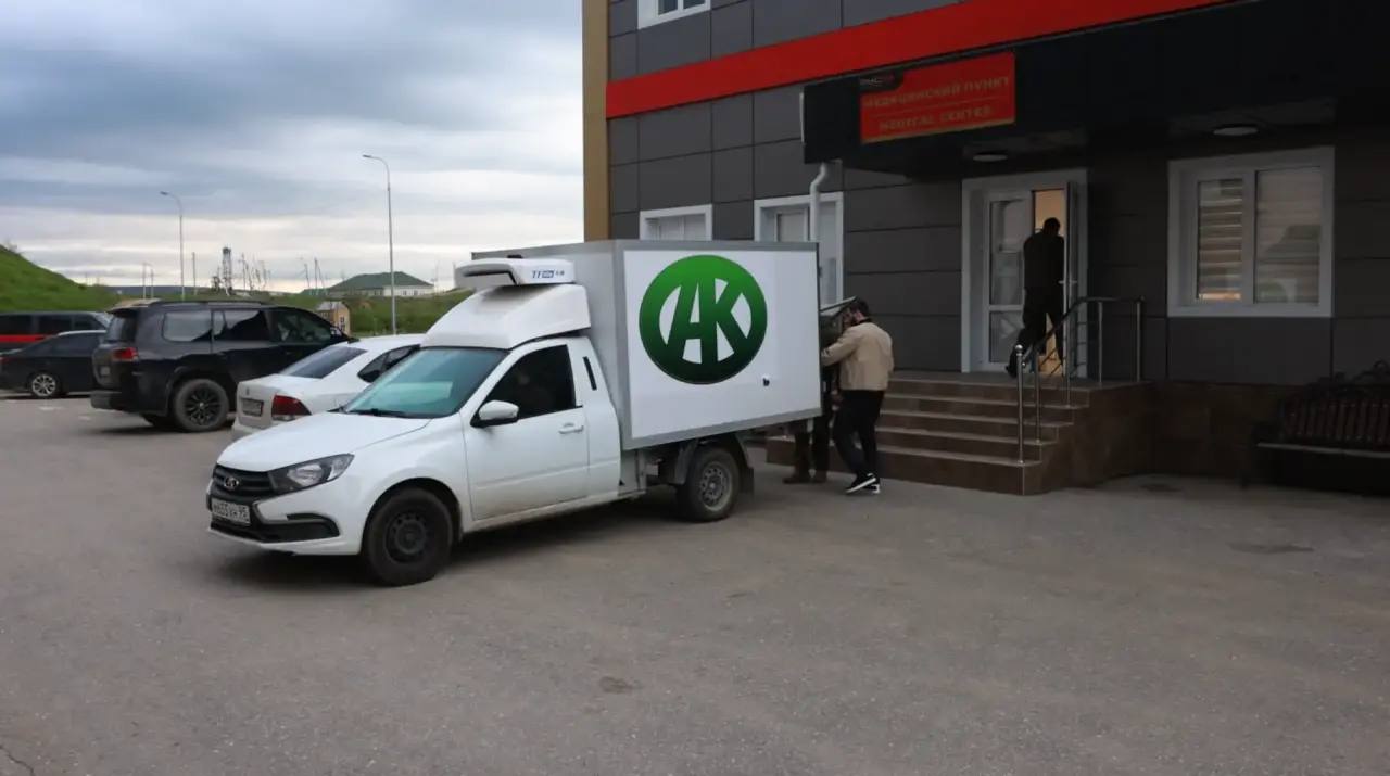 Фонд Кадырова направил партию медикаментов в Российский университет спецназа