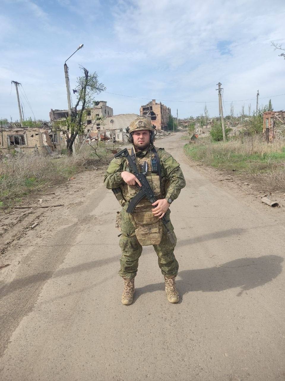 Адам Насуханов награжден медалью Суворова