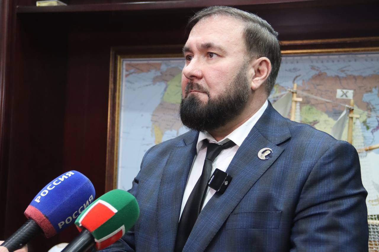 Чеченский правозащитник порекомендовал юридически оформлять передачу автомобиля