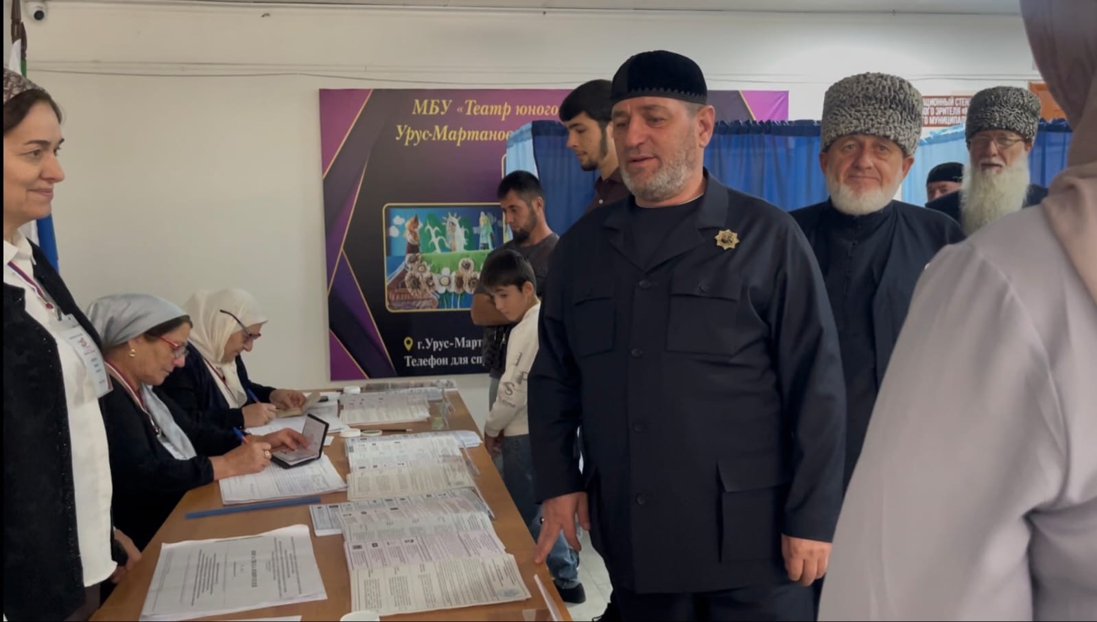 Преемственность поколений и прозрачность процедур: Шамиль Куцаев проинспектировал участки Урус-Мартановского района
