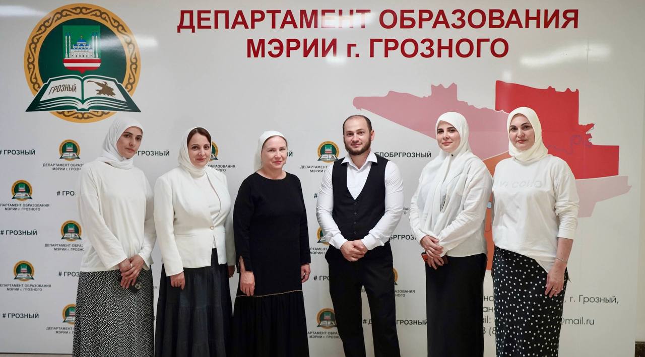 Грант в более 1,3 млн рублей выиграла школа Грозного на профориентацию младшеклассников