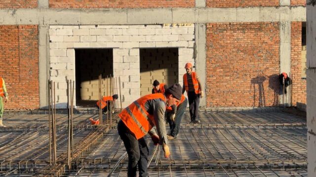 Новую школу и детский сад строят в чеченском селе Гуржи-Мохк